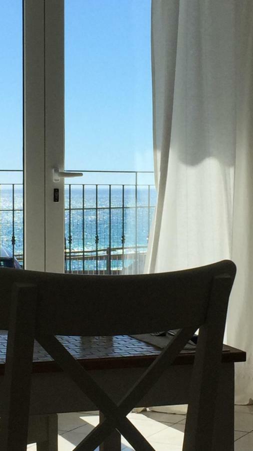 “L'Alcova Delle Sirene” Apartment Bergeggi Luaran gambar