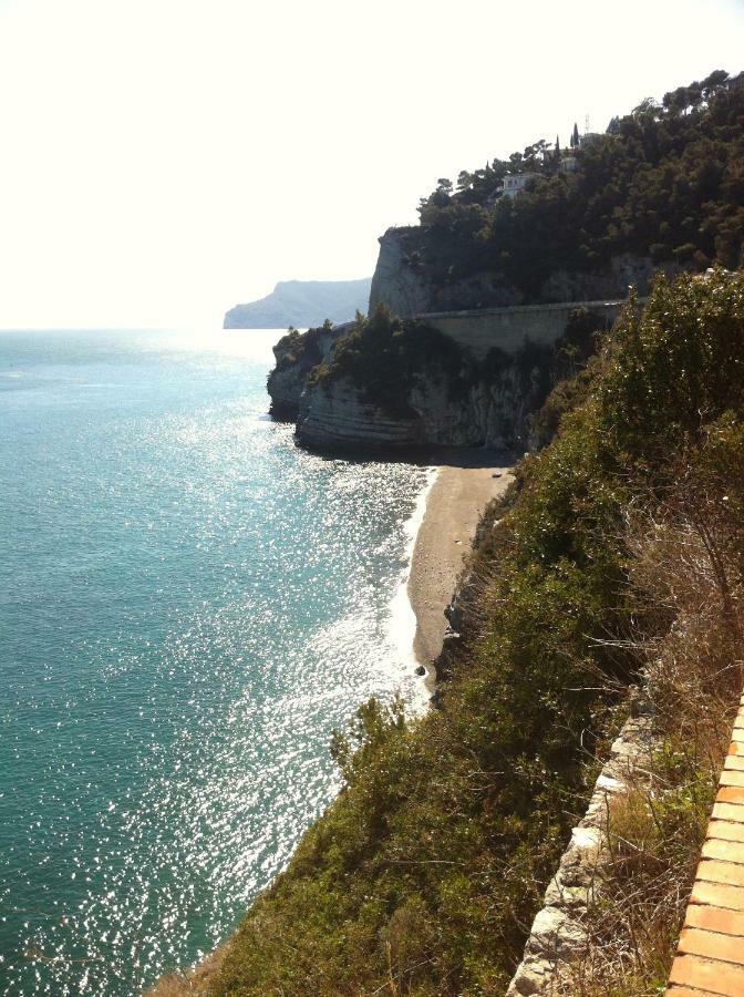 “L'Alcova Delle Sirene” Apartment Bergeggi Luaran gambar